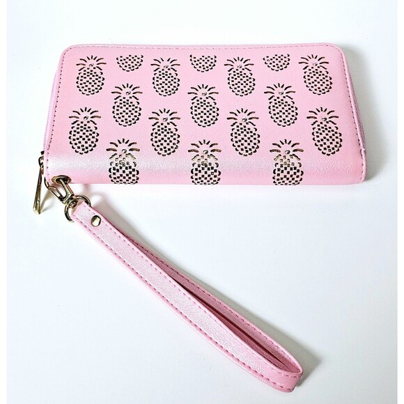 Wristlet Wallet Pink Embossed Pineapple NIU Boutique Goldtone Embellishments New - Picture 1 of 12